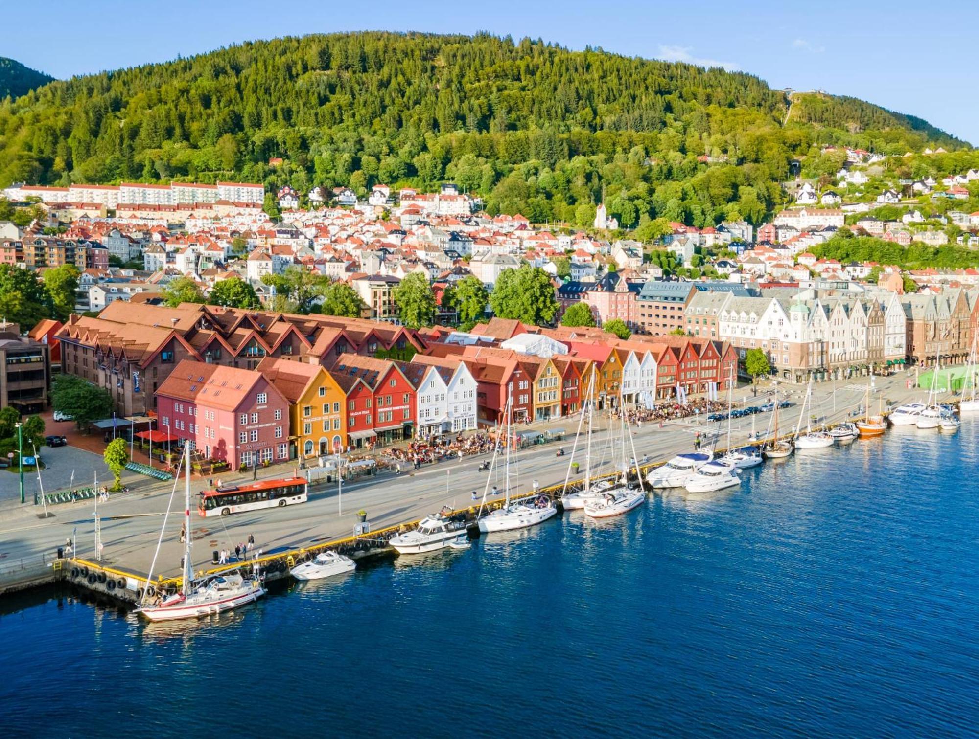 Apartament 100Sqm 5Br Behind Bryggen - King Beds - Family Friendly Bergen Zewnętrze zdjęcie